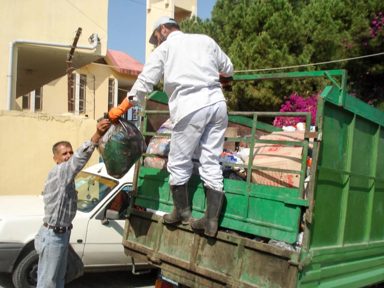 solid waste collection 2
